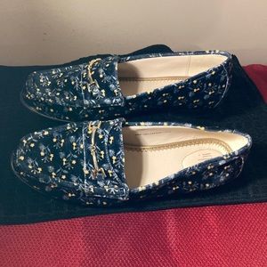 Velvet blue with Yellow flowers loafers